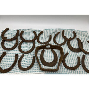 Vintage Lot 14 Antique Horse Shoes Assorted Sizes Rustic Iron Barn Farm Decor